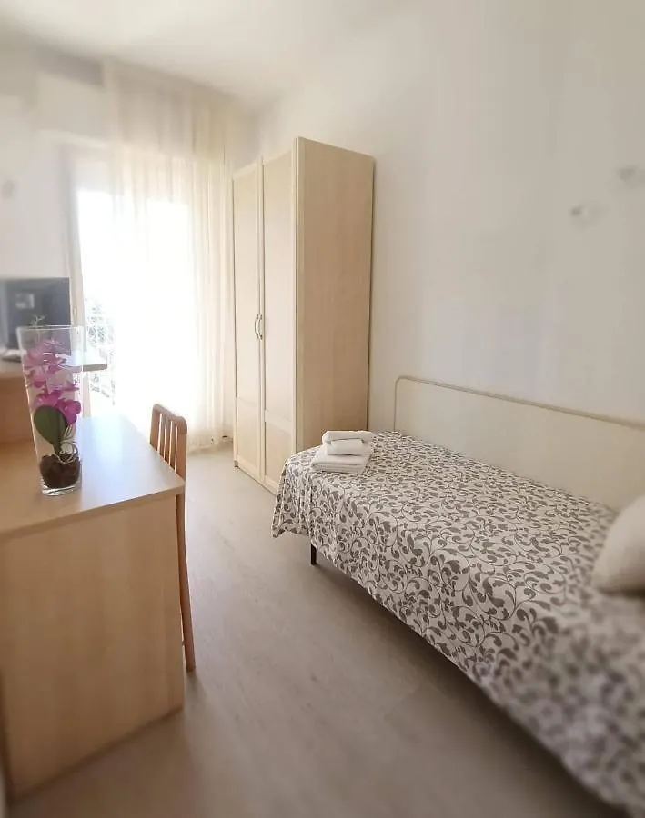 Hotel Cristoforo Colombo Cesenatico 3*,