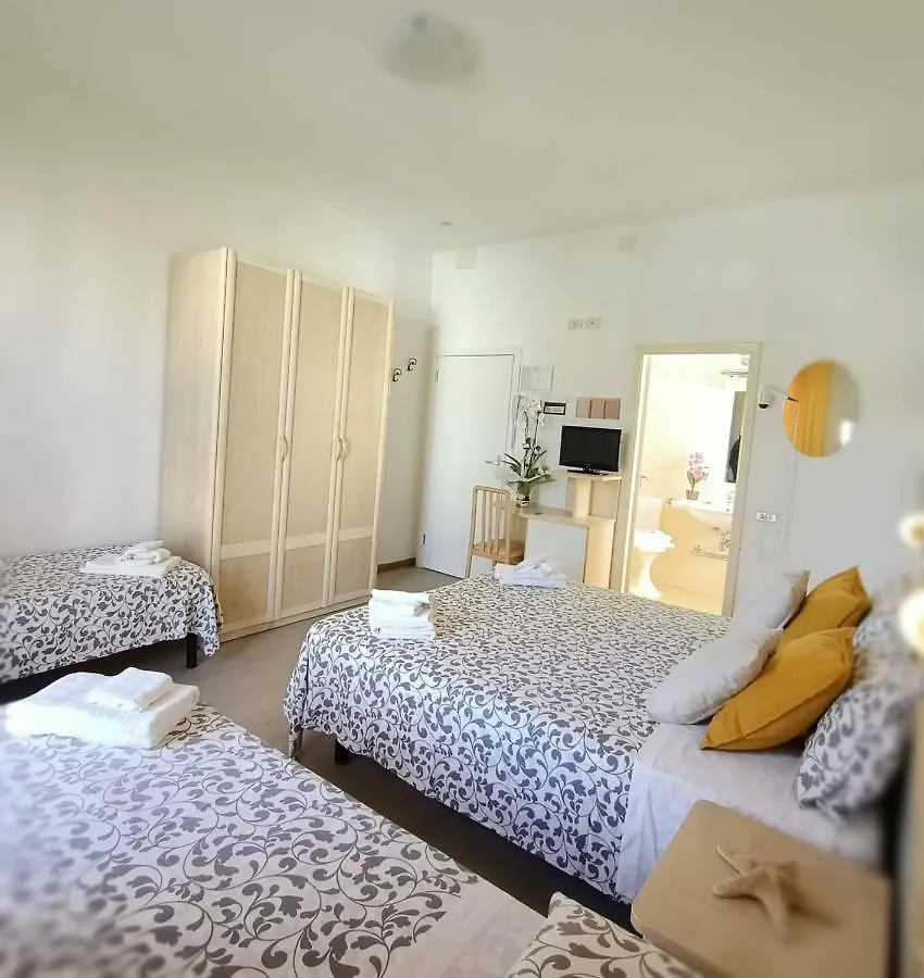 Hotel Cristoforo Colombo Cesenatico 3*,  Italy