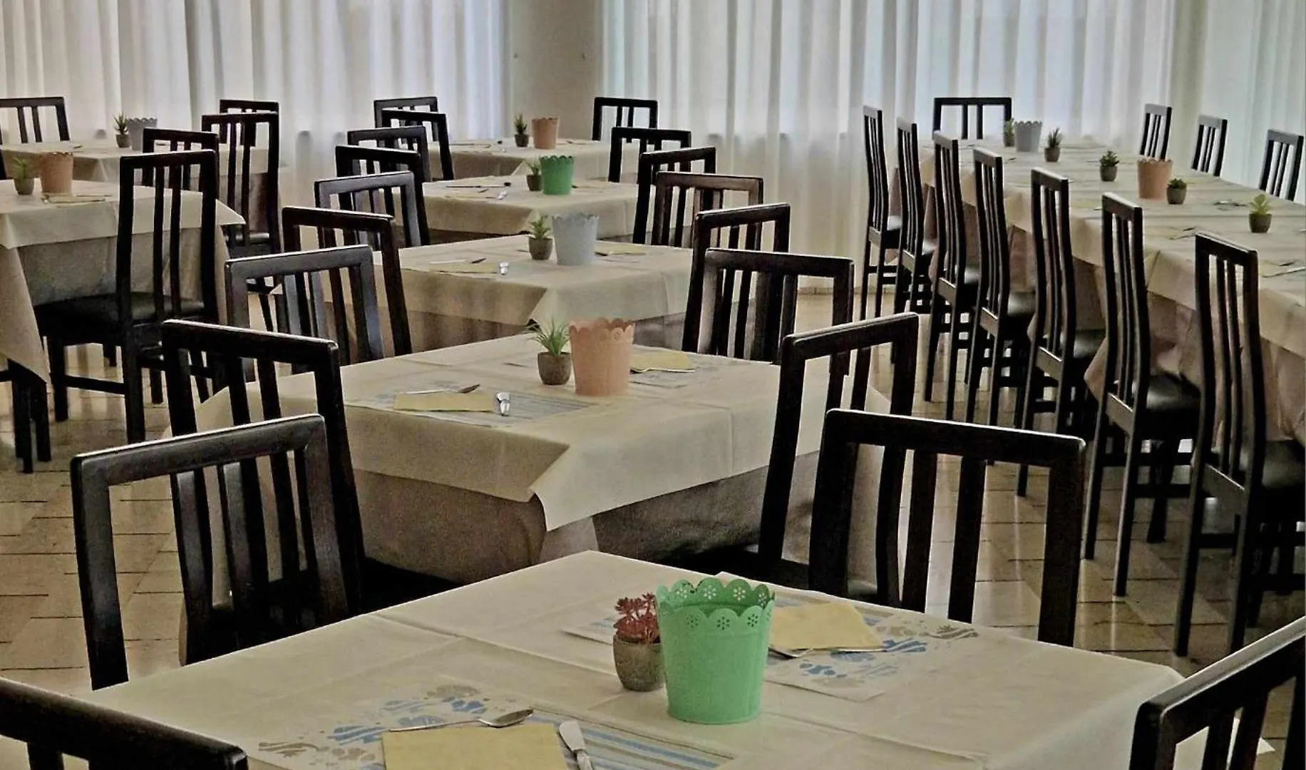 Hotel Cristoforo Colombo Cesenatico 3*,